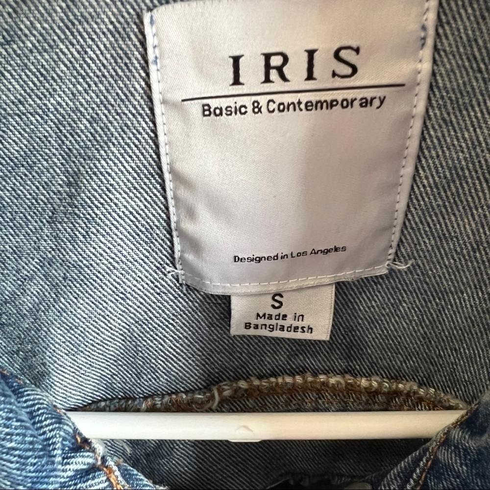 Iris Basic & Contemporary Shredded Deconstructed … - image 4